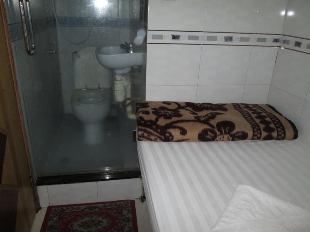 Yan Yan Guest House Kowloon  Luaran gambar